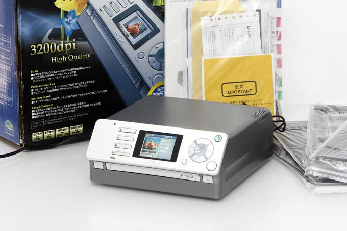 たかみ エプソン EPSON フイルムスキャナー F-3200 - PC/タブレット