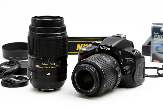 NIKON ニコン D40 シャッター数11915回 - デジタルカメラ