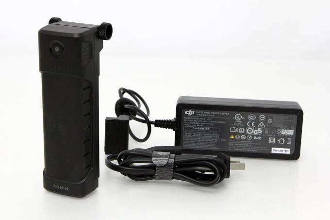 Ronin-M/MX バッテリー (1580mAh 14.4V) バッテリーチャージャーセット