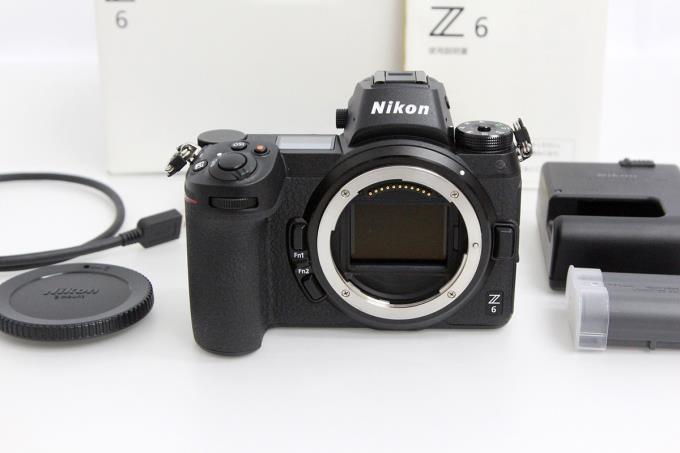 ニコン nikon Z6 美品 ショット数7,461 - デジタルカメラ