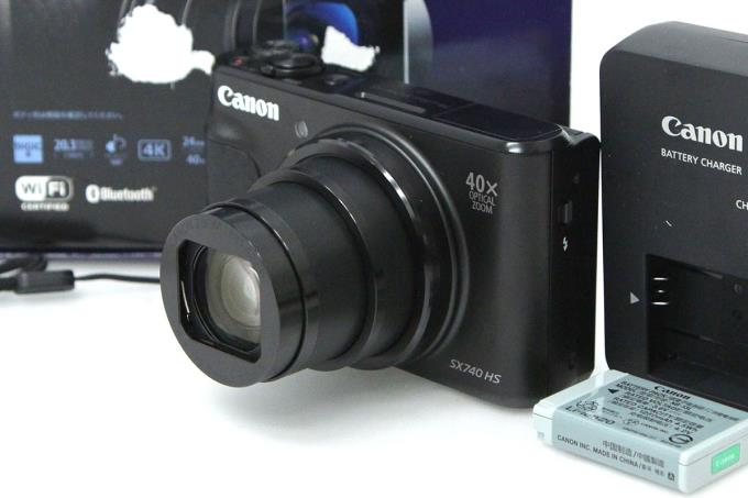 ラッピング不可】 POWERSHOT SX740 HS 黒とバッテリー デジタルカメラ