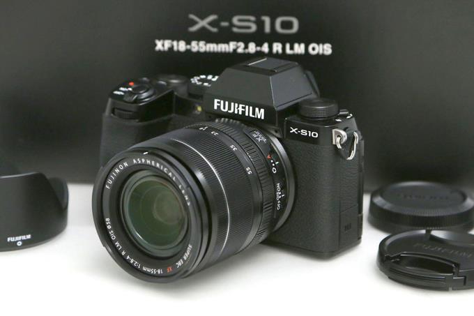【美品】FUJIFILM X-S10 XF18-55mm