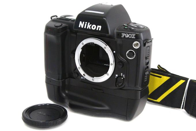 Nikon F90X+バッテリーグリップ(MB-10)