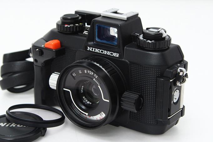 NIKONOS IV-A ボディ NIKKOR 35mm F2.5 レンズ付 γH2573-3U4A | ニコン