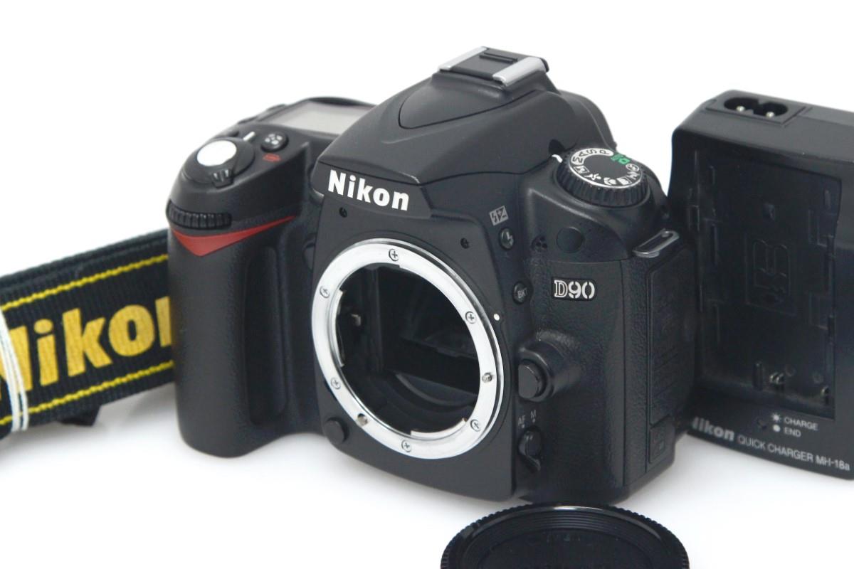 カメラNikon D90 ボディ - デジタル一眼
