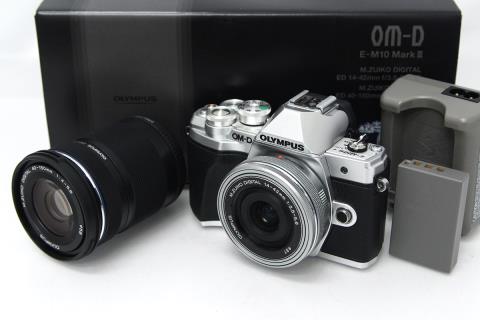 OM-D E-M10 Mark III EZダブルズームキット シルバー CA01-M2079-2Q4