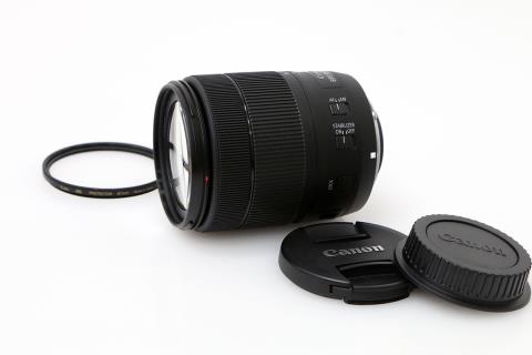 EF-S18-135mm F3.5-5.6 IS USM CA01-C023-2O3B