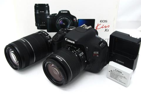 EOS Kiss X5 ダブルズームキット CA01-M2220-3U6-ψ