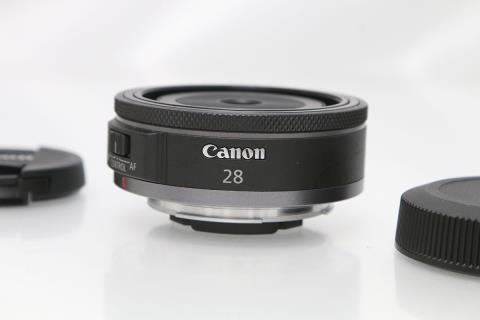 RF28mm F2.8 STM CA01-C213-2R6A