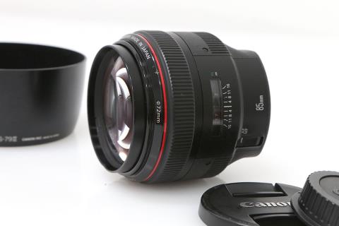 EF85mm F1.2L II USM CA01-C244-2M1D