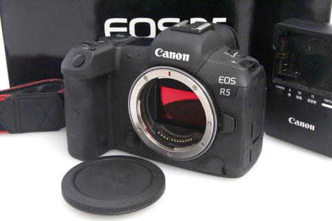 EOS R5 ボディ CA01-A9354-3Y4