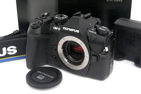 OM-D E-M1 Mark II ボディ ブラック CA01-A9573-3Z3