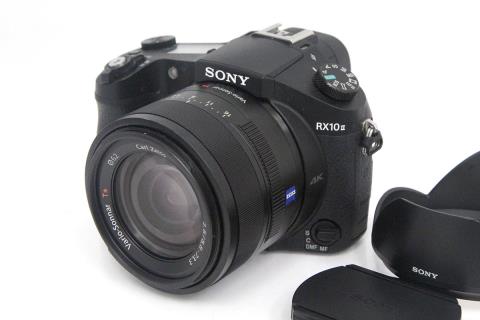 Cyber-shot DSC-RX10M2 CA01-A9620-3Y2D