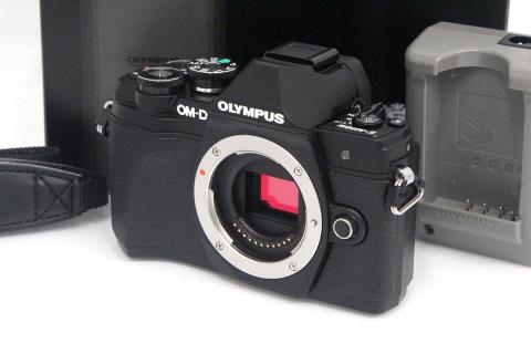 OM-D E-M10 Mark III ボディ ブラック CA01-A9572-3V4