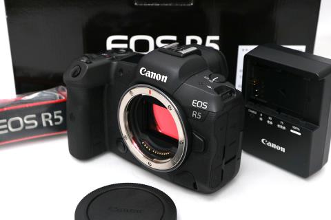 EOS R5 ボディ CA01-M2593-3Y3