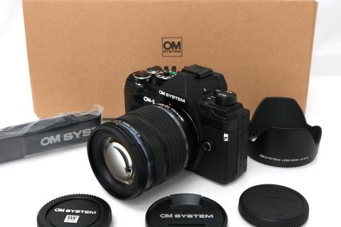 OM SYSTEM OM-5 12-45mm F4.0 PRO レンズキット CA01-M2595-3Y3