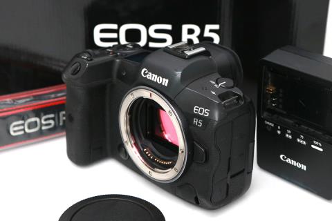 EOS R5 ボディ CA01-M2696-3Z2