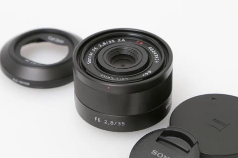 Sonnar T* FE 35mm F2.8 ZA SEL35F28Z CA01-C521-2A2A