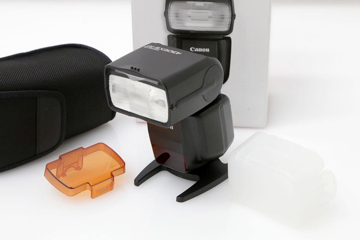 amaran 300c RGBWW LEDライト中古だけどほぼ新品です（Aputure 酷い 