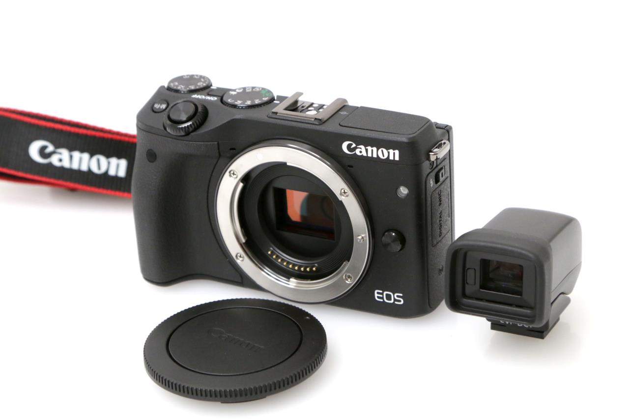 大人気の商品 Canon EOS M3 ダブルレンズ EVFキット おまけ付き 美品