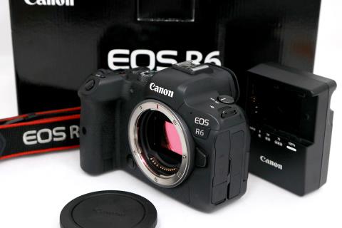 EOS R6 ボディ CA01-M2898-2O3