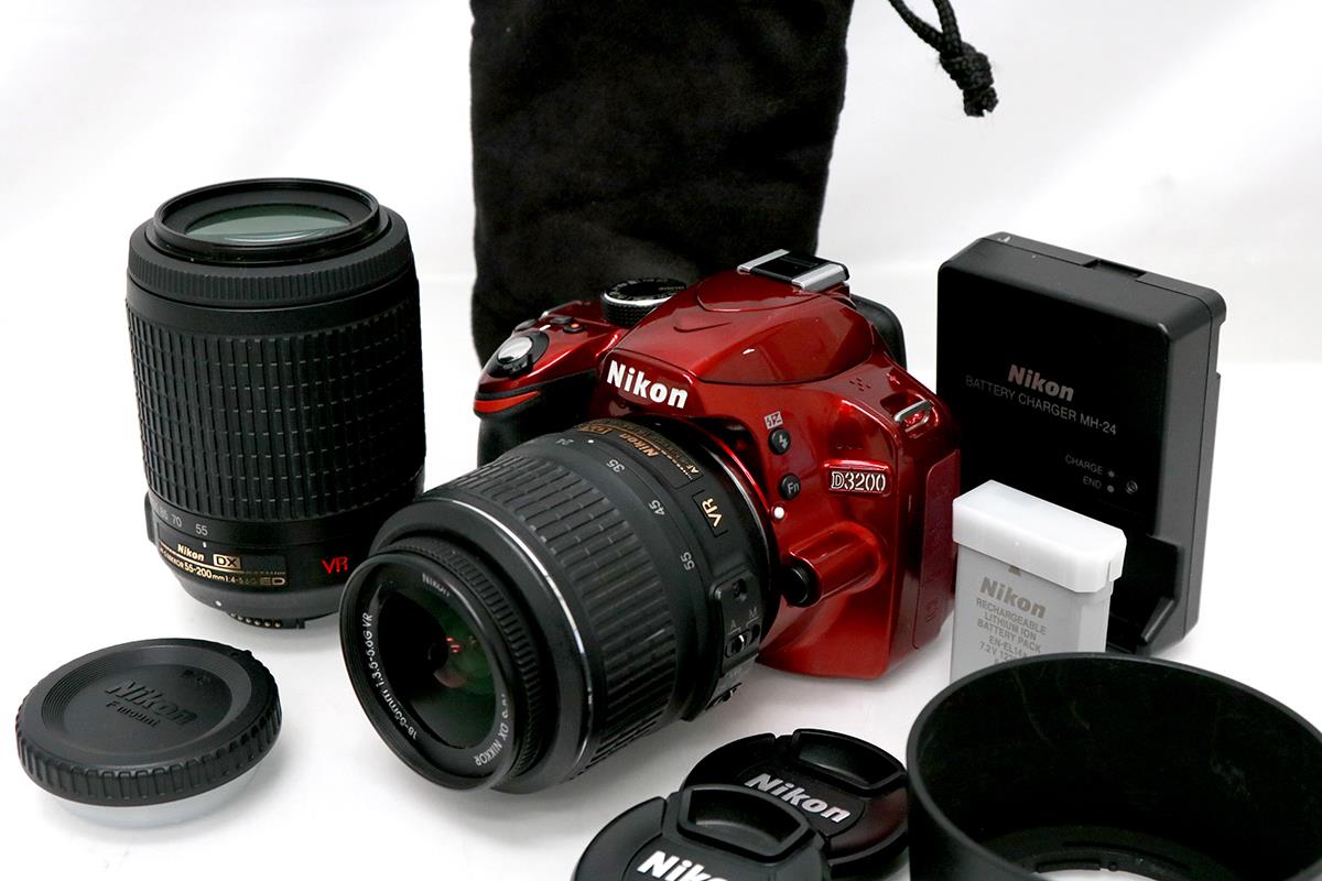 Nikon D3200 レンズキット RED ニコン Nikon D3200 レンズキット