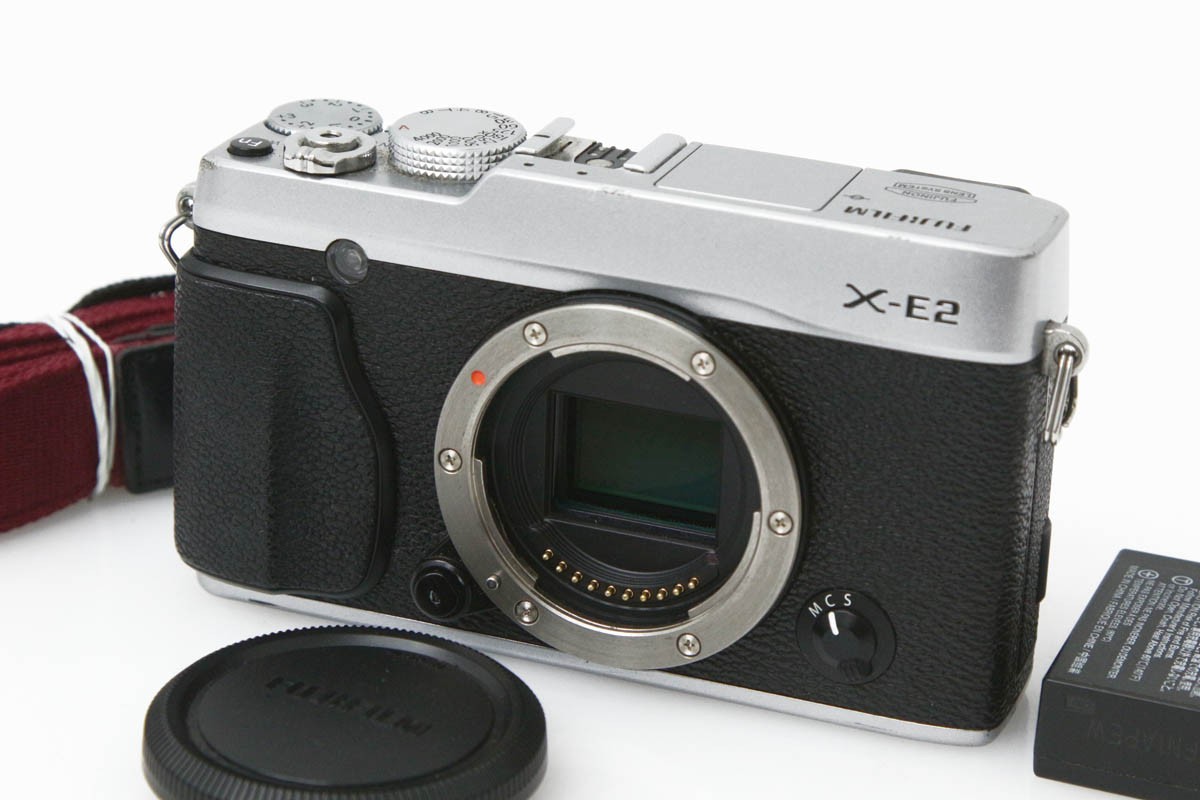 FUJIFILM X-E2 ボディ 中古価格比較 - 価格.com