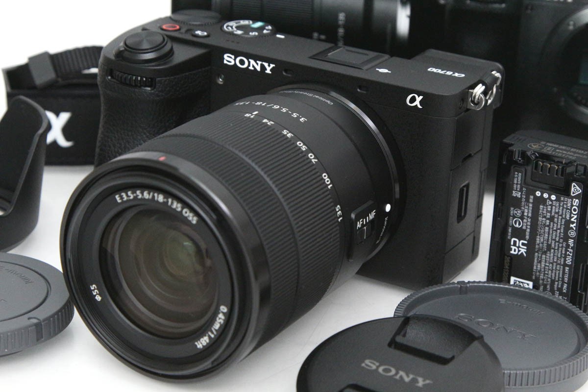 α6700 ILCE-6700M 高倍率ズームレンズキット ブラック CA01-R1752-2S5 