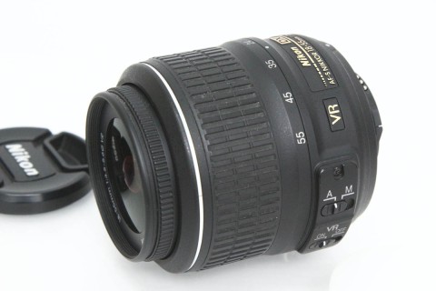 AF-S DX NIKKOR 18-55mm f/3.5-5.6G VR CA01-R1889-2N2D