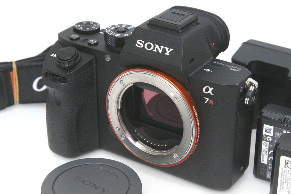 SONY ソニー ILCE-7RM2 本体 α7RII :D Amazon.co.jp: ILCE-7RM2 本体 α7RII D : おもちゃ