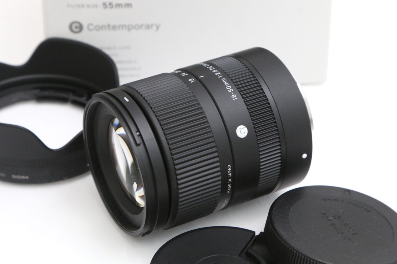 18-50mm F2.8 DC DN [�\�j�[E�p] CA01-B2090-2B3