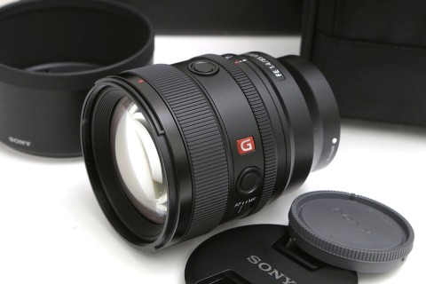 美品❗️SONYα7RII ・レンズ・付属品あり・ショット数2900程 美品❗️SONYα7RII ・レンズ・付属品あり・ショット数2900程