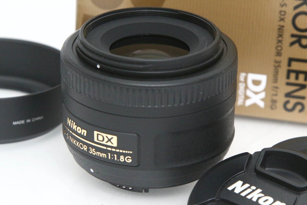 AF-S DX NIKKOR 35mm f/1.8G 中古価格比較 - 価格.com