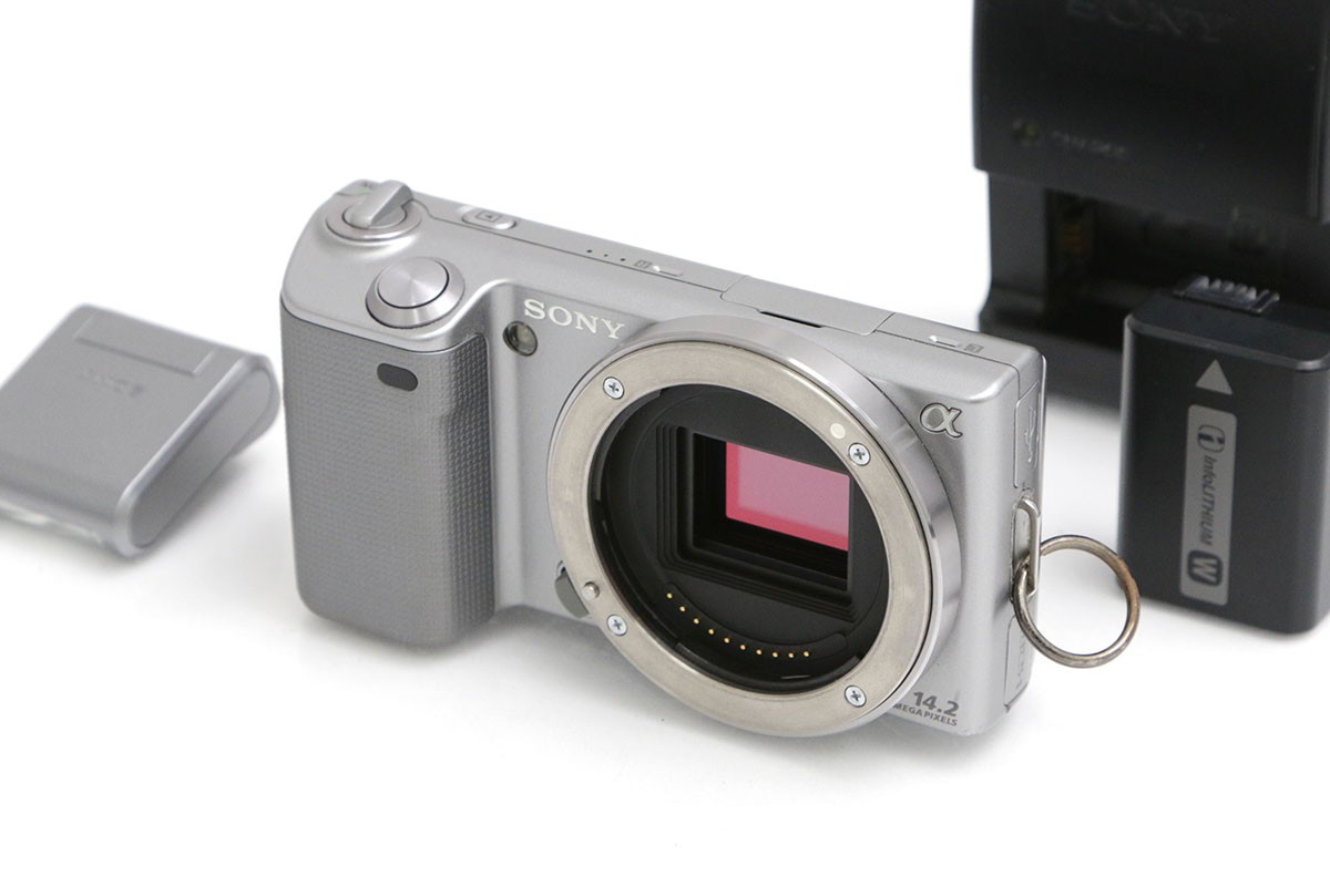  NEX-5i\obe[tAZT[|ς݁j CA01-B2253-2Q1A