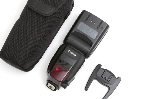 【通電・動作確認済】Canon A-1 一眼レフカメラ レンズ・ストロボセット 通電・動作確認済】Canon A-1 一眼レフカメラ レンズ・ストロボ