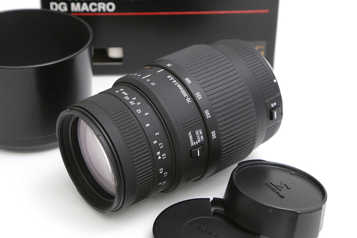 70-300mm F4-5.6 DG MACRO (ｷﾔﾉﾝ AF) CA01-B2769-2O4 | シグマ | 一眼 