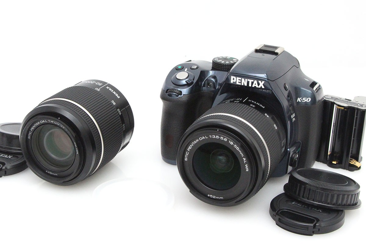ニコン デジタル一眼レフ D3300 ダブルズームキット 中古 レンズ2本付 Amazon | Nikon デジタル一眼レフカメラ D3300 ダブルズーム