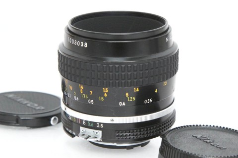 Ai Nikkor 55mm F3.5 Micro CA01-R2949-2B2E-ψ