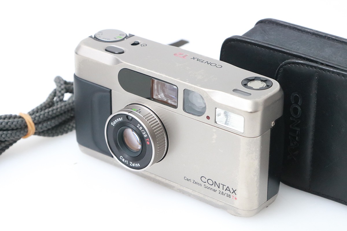 CONTAX T2 �`�^���V���o�[ �i�����ϕi�j CA01-M5963-2C3