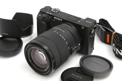 α6300 ILCE-6300M 高倍率ズームレンズキット(センサー清掃済み) CA01-B3837-3U1A