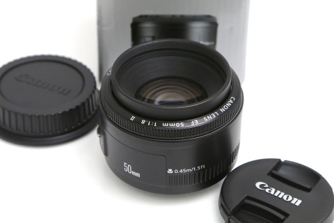 EF50mm&nbsp;F1.8&nbsp;II&nbsp;CA01-B3930-2N3
