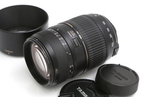 AF&nbsp;70-300mm&nbsp;F/4-5.6&nbsp;Di&nbsp;LD&nbsp;Macro&nbsp;1:2&nbsp;(Model&nbsp;A17)&nbsp;(ﾆｺﾝ用)&nbsp;CA01-B4085-2M1A