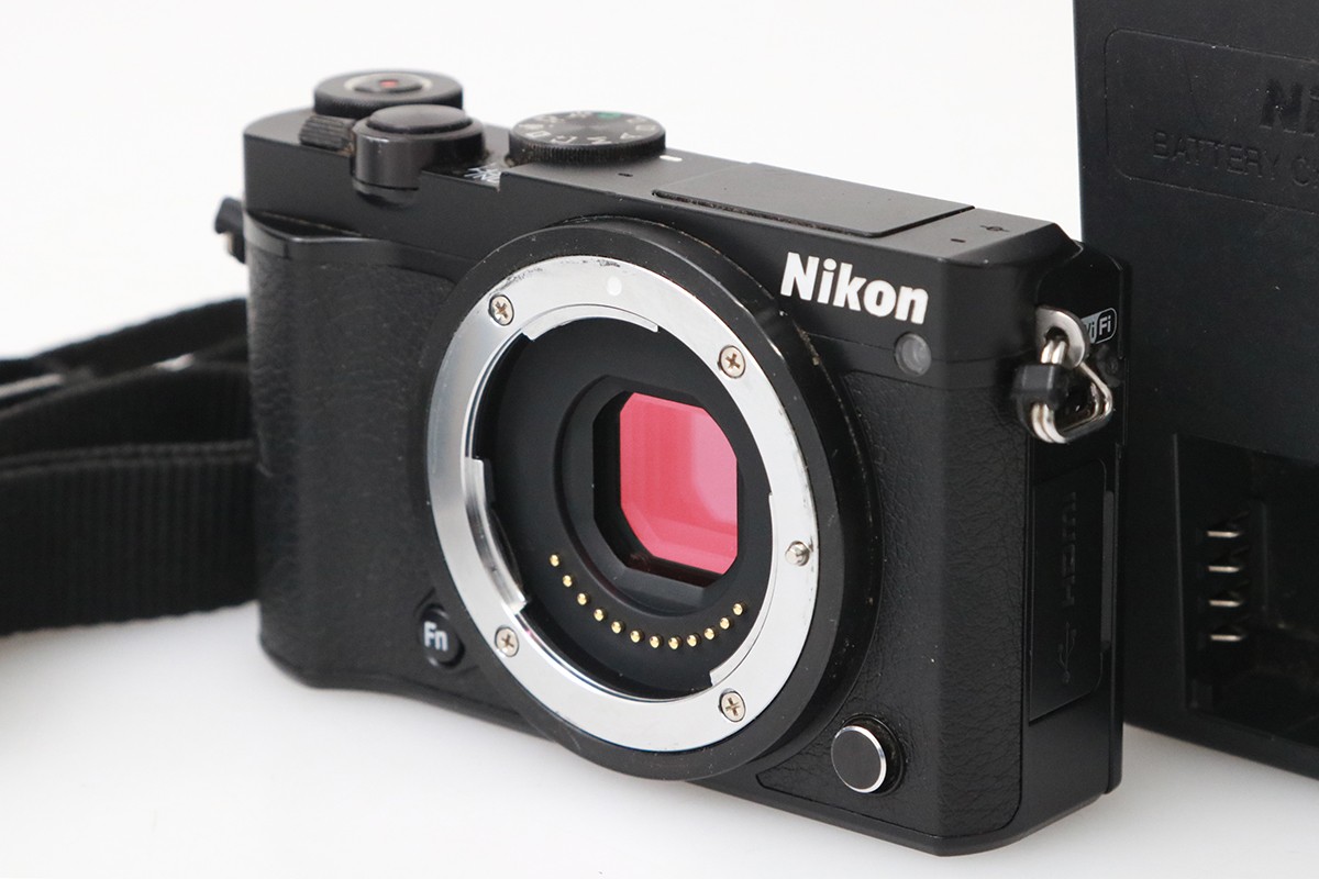 Nikon 1 J5 ボディ CA01-M5482-3U3A