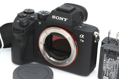 α7&nbsp;III&nbsp;ILCE-7M3&nbsp;ボディ&nbsp;CA01-R4055-3U2B