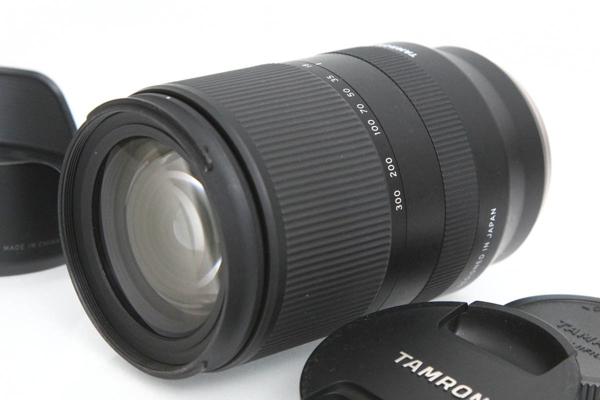 18-300mm F/3.5-6.3 Di III-A VC VXD (Model B061) [�t�W�t�C�����p] CA01-R4384-2R5B