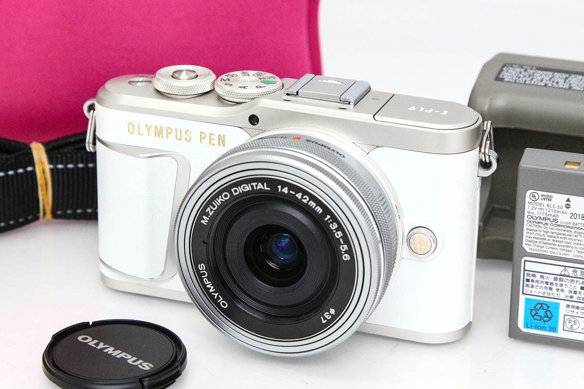 OLYMPUS PEN E-PL9 14-42mm EZ�����Y�L�b�g [�z���C�g]�i�Z���T�[���|�ς݁j CA01-R6539-3Y2B