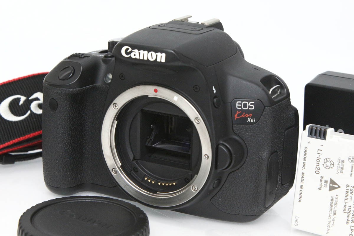 EOS Kiss X6i �{�f�B�i�Z���T�[���|�ς݁j CA01-R4633-2P2B