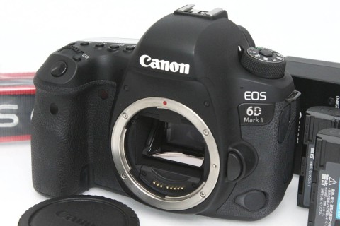 EOS&nbsp;6D&nbsp;Mark&nbsp;II&nbsp;ボディ（純正予備バッテリー/センサー清掃済）&nbsp;CA01-R4367-3U1A