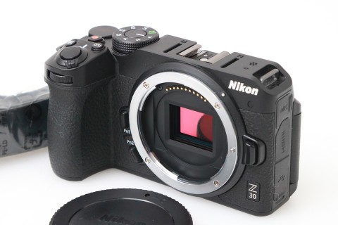 Z&nbsp;30&nbsp;ボディ&nbsp;（センサー清掃済）&nbsp;CA01-M6012-2Q2B