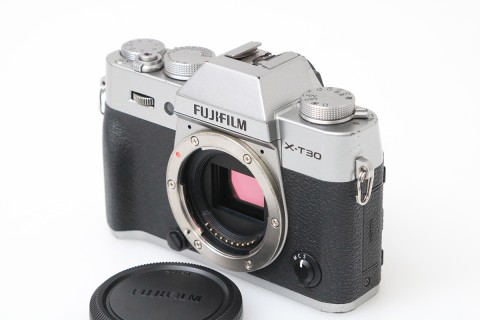 FUJIFILM&nbsp;X-T30&nbsp;ボディ&nbsp;[シルバー]&nbsp;CA01-M6207-2P1B